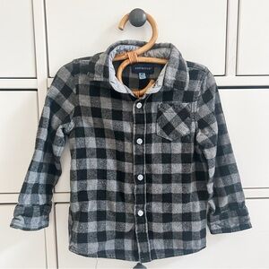 Black and Gray Plaid Shirt